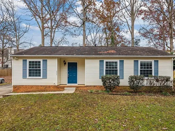 3333 Joanne Dr, Raleigh, NC 27603
