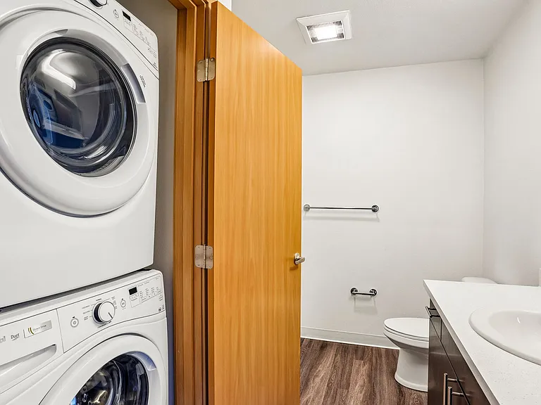 Tivalli Apartments — Photo 8