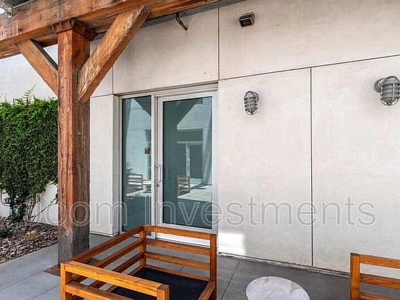2nd image of 527 Molino St Unit 107