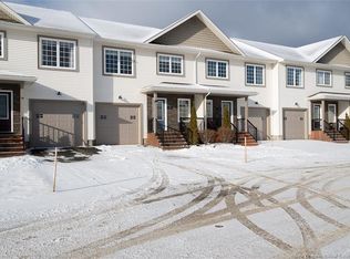 38 Mia Cir, Fredericton, NB E3A 7N5