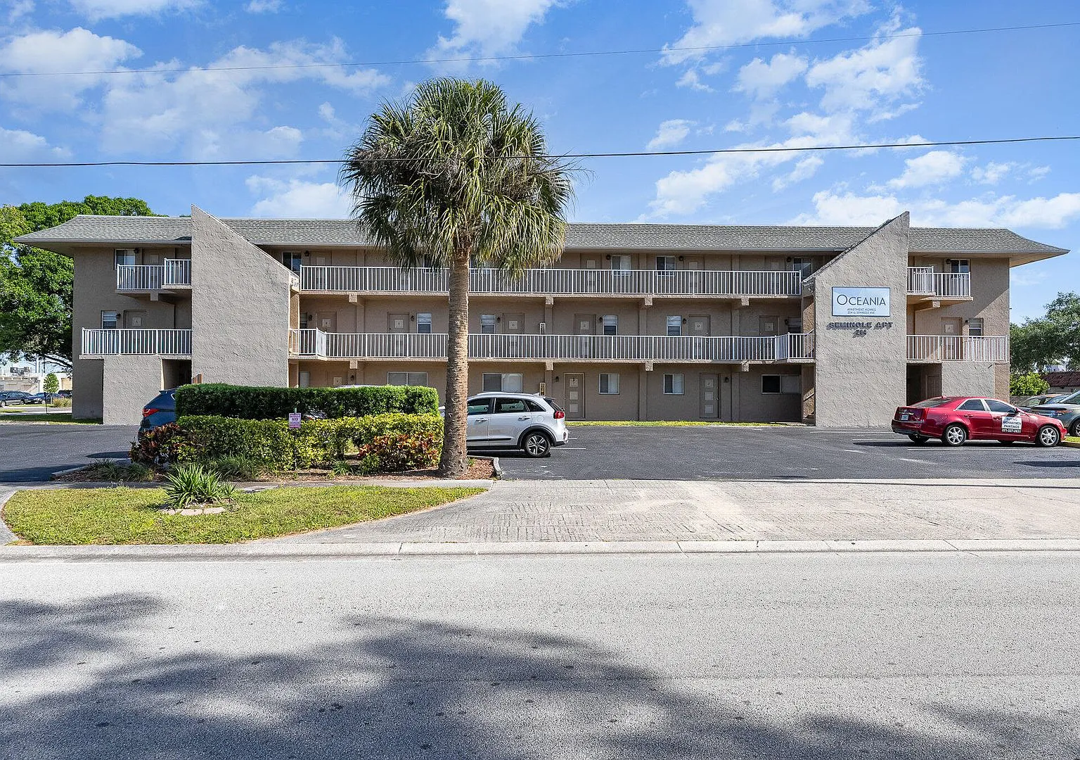 Oceania - 204 West Seminole Ave. — Photo 1