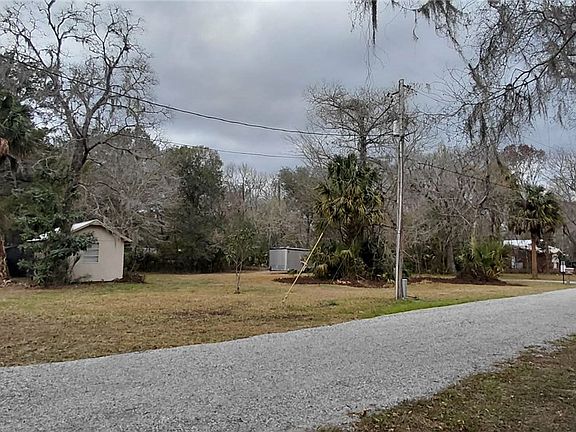 3rd image of 516 S Tuck Point