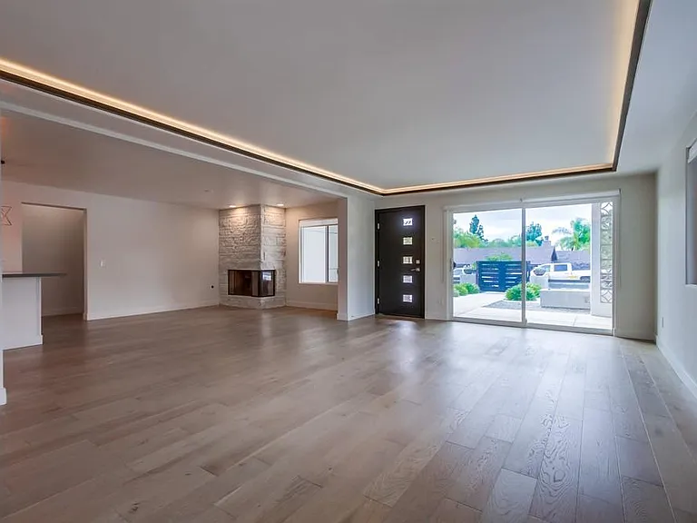 2550 Gregory Dr — Photo 11
