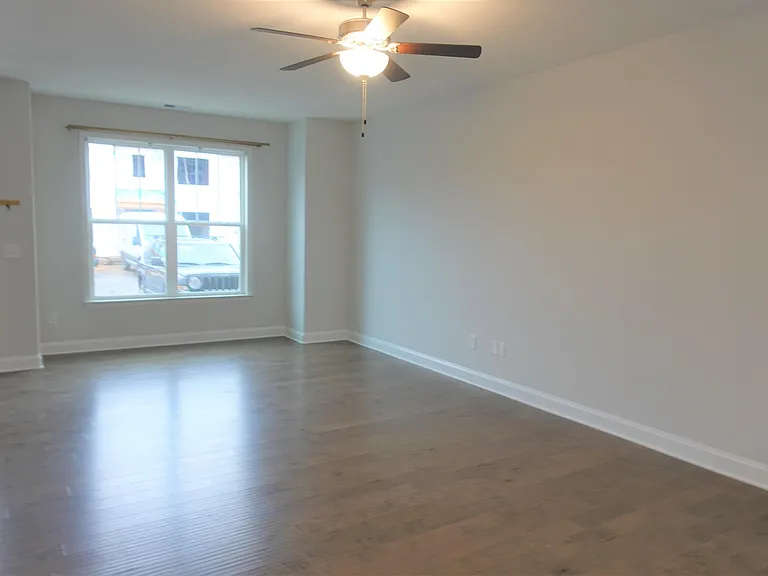 124 Creekland Way #1 — Photo 19