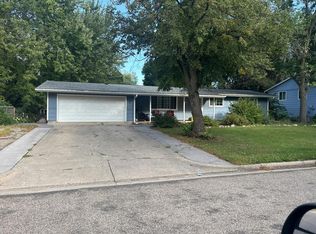 725 Lantha Ave SE, Cokato, MN 55321