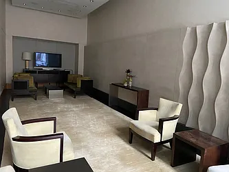 Rented by La Seven Inc.