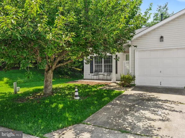 2600 Compass Dr, Annapolis, MD 21401