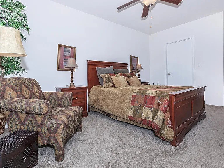 10965 S Gessner Dr #421 — Photo 5