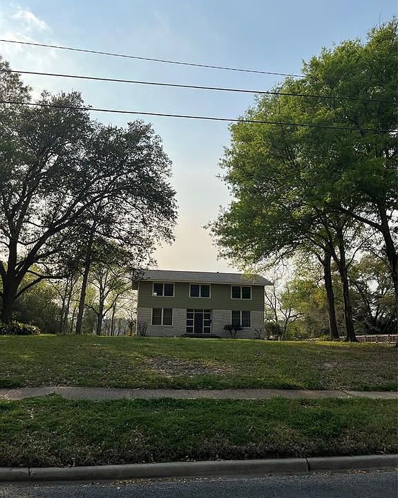 1st image of 1204 Avenue O