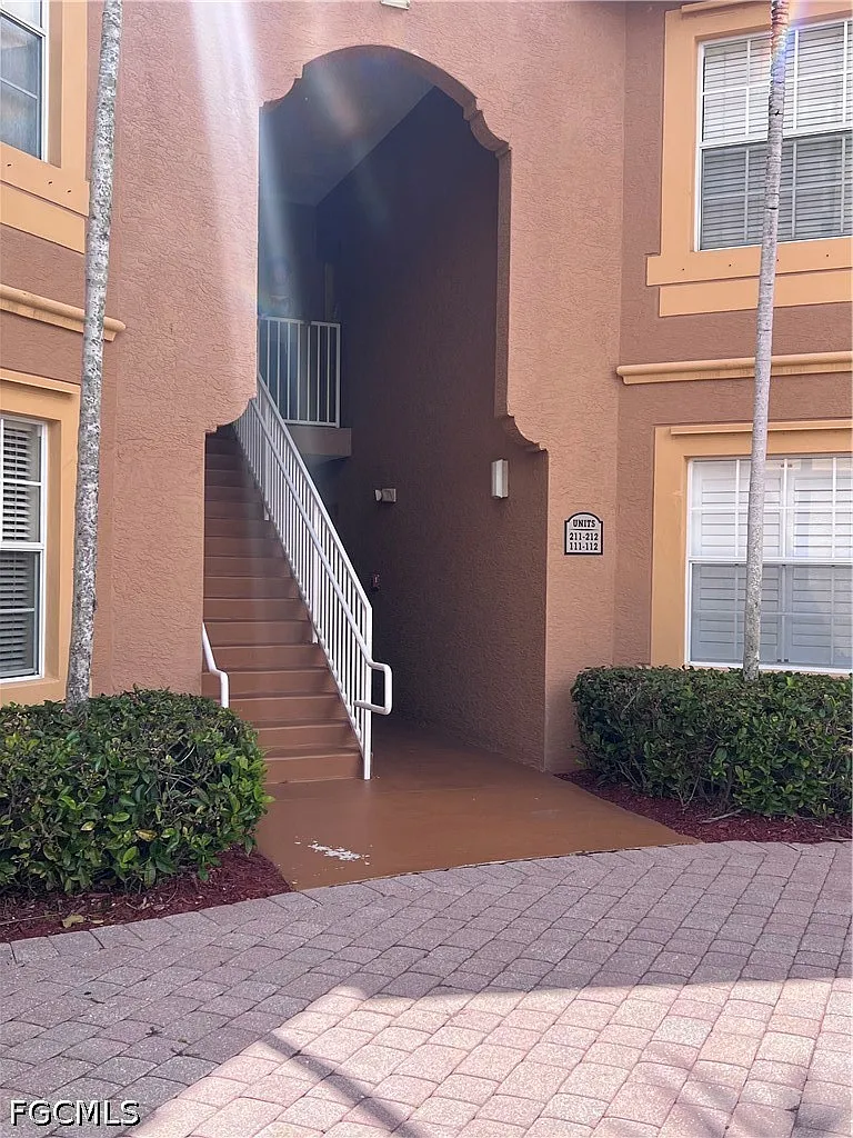 1 bed, 1.0 bath, 623 sqft, $2,000 — Photo 1