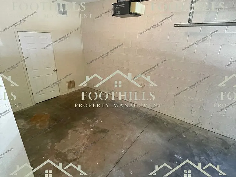 129 Ashton Ln — Photo 14