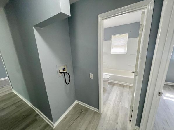 402 Beta St #B, Laurinburg, NC 28352