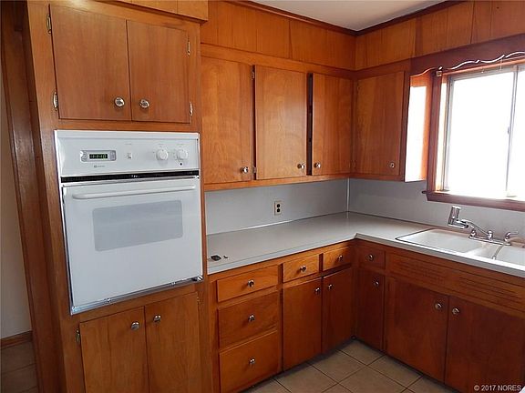 3rd image of 4631 S 31st West Ave