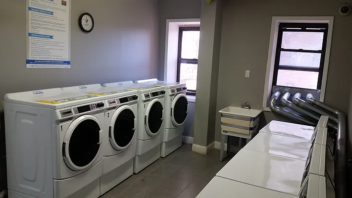 Rented by Lang Realty LLC | media 35