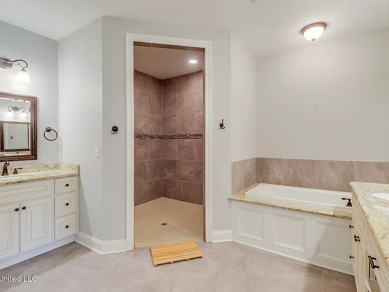 14914 Audubon Lake Blvd — Photo 21
