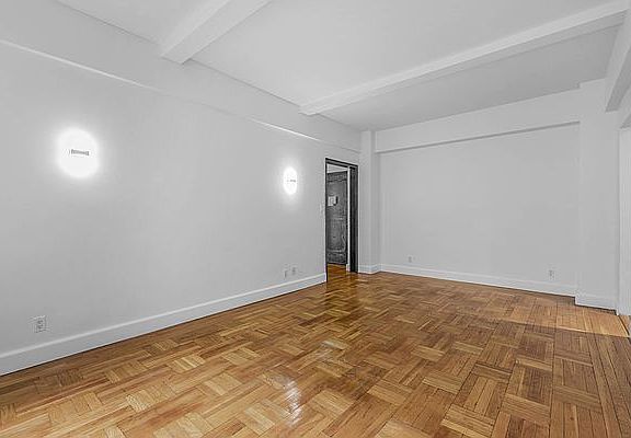3rd image of 12 E 86th St APT 524