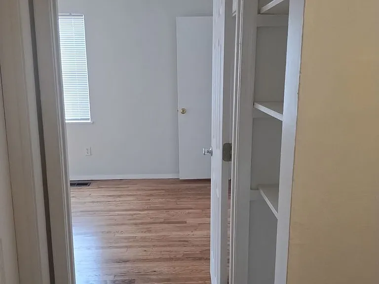 104 Poe St #A — Photo 11