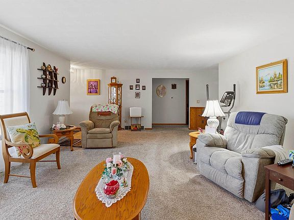 4th image of 2149 N Connies Court