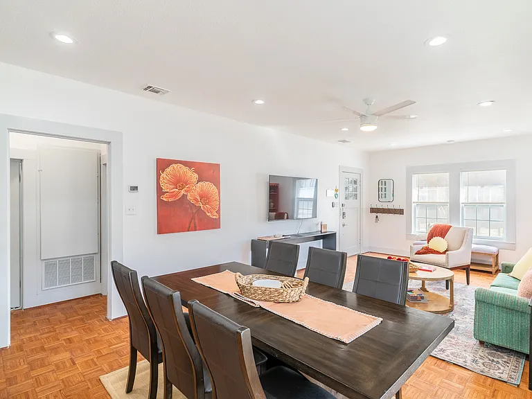 475 E French Pl — Photo 9