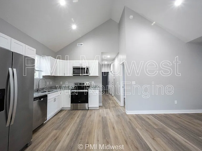 1841 Montcalm St #B — Photo 7