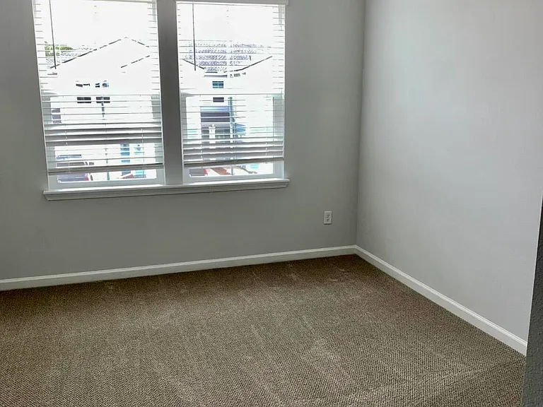 46 Fieldfare Ln — Photo 11