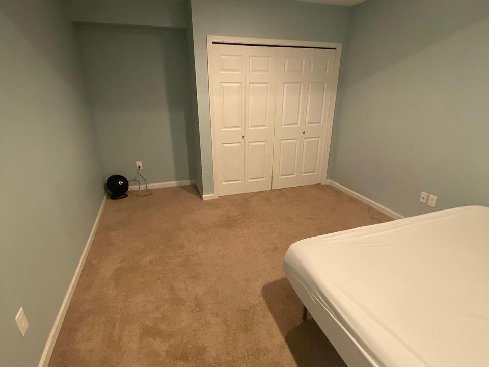 1st image of 10734 Lake City Way NE Ste A