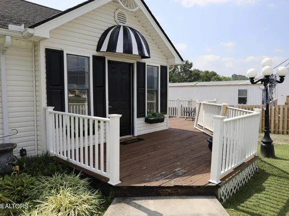 115 Main St, Jacksboro, TN 37757