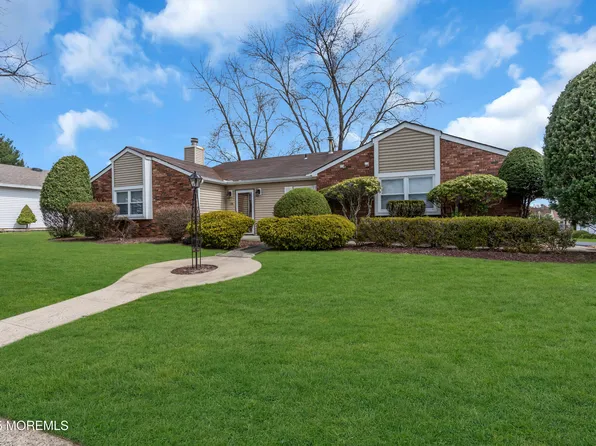 14 Oriel Way, Marlboro, NJ 07746