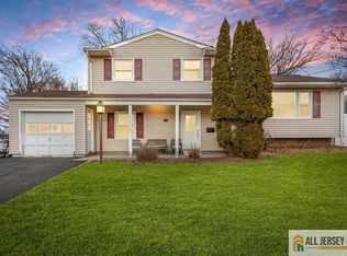 19 Lonsdale Dr, South Plainfield, NJ 07080