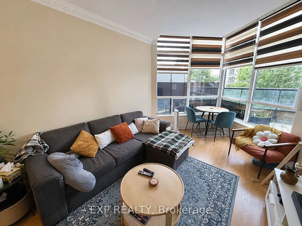 10 Northtown Way #310