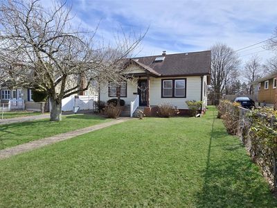 19 2nd Avenue, Central Islip, NY, 11722