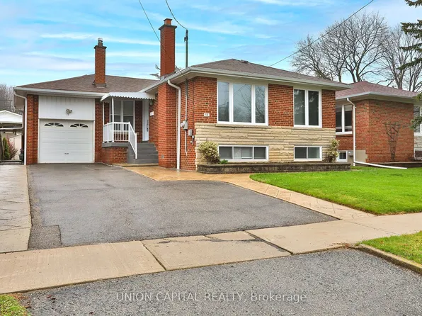 12 Anola Pl, Toronto, ON M1K 4W7
