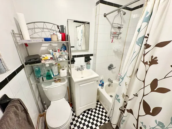 83 Hall Street image 10 of 11