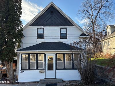 507 Collins Ave, Mandan, ND, 58554