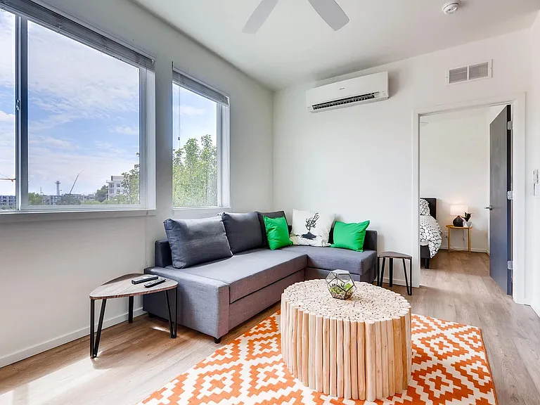 3201 Osage St #204 — Photo 4
