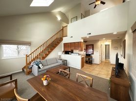3 Telemark Dr, Vernon, NJ