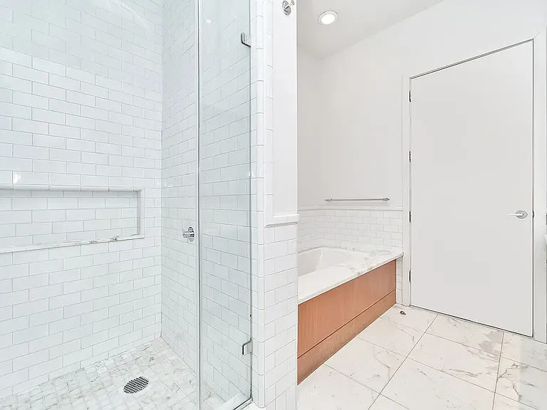 150 Nassau St #2A — Photo 10