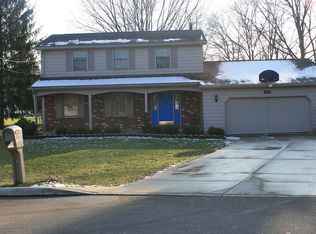 131 Emerson Cir, Cortland, OH
