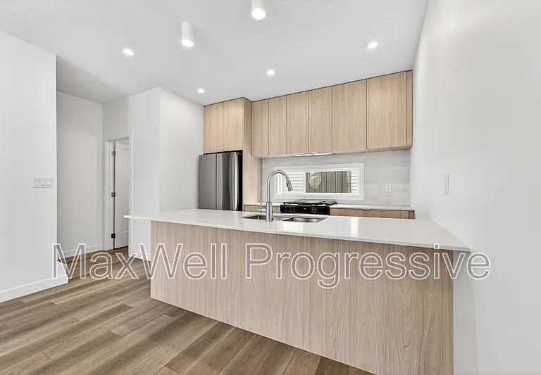13516 115th Ave NW #18 — Photo 15
