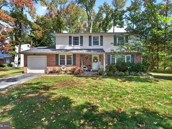 2601 Pin Oak Dr, Wilmington, DE 19810