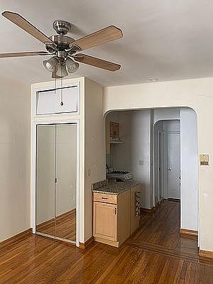 4th image of 1057 1st Ave #F6