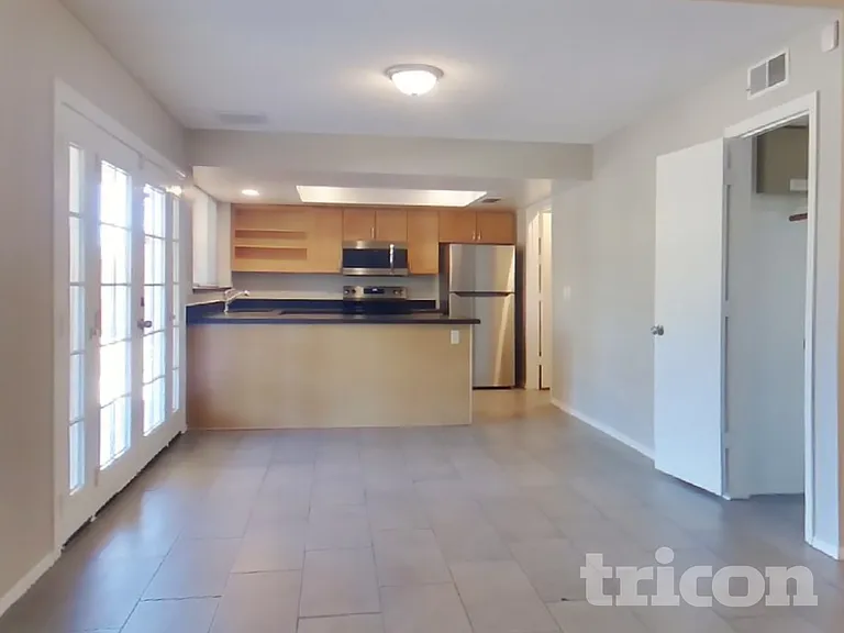 4140 W Pershing Ave — Photo 5