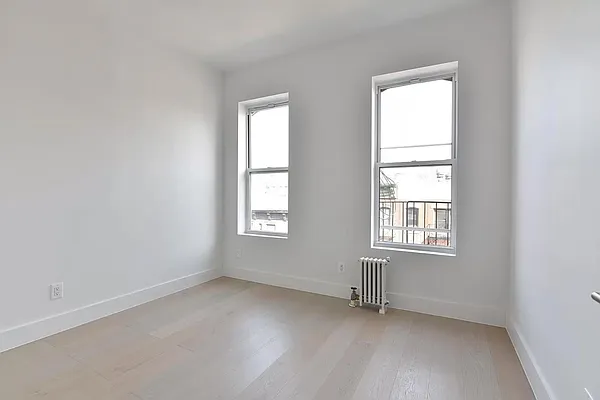 Rented by Vertical Real Estate LLC | media 2