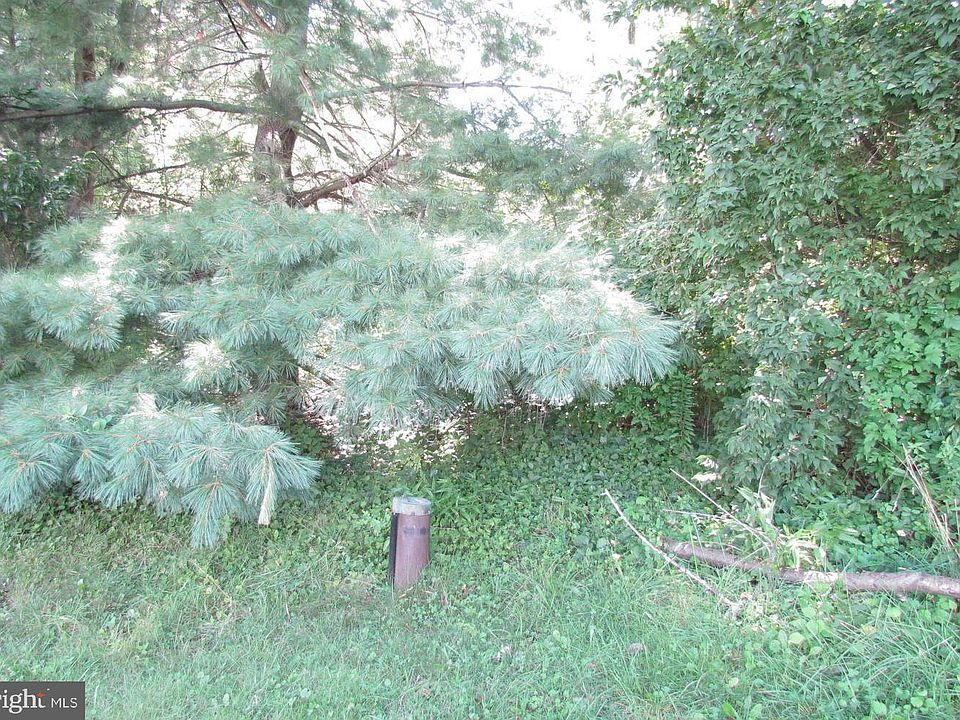 2nd image of 101 Cains Rd