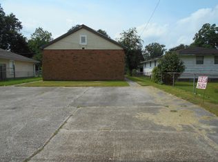 123 Cedar Dr, Belle Chasse, LA 70037