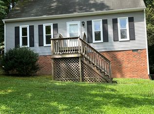 2948 Speeks Dr, Midlothian, VA 23112