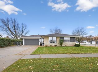 404 S 6th St, Lake City, MN 55041