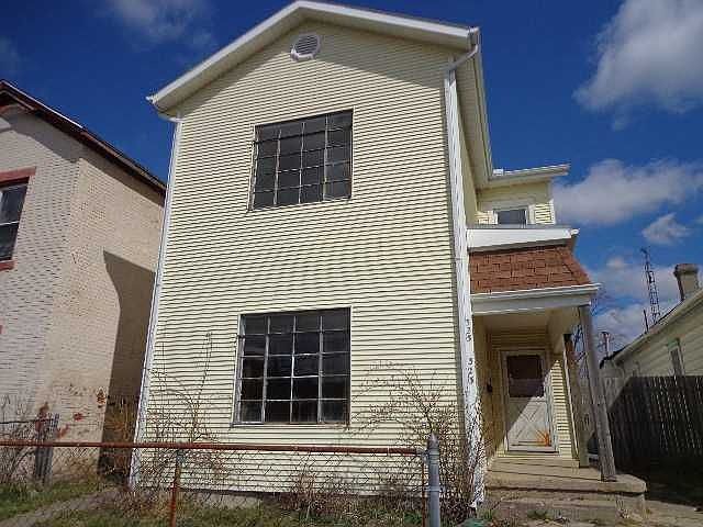 1st image of 323 Huffman Ave