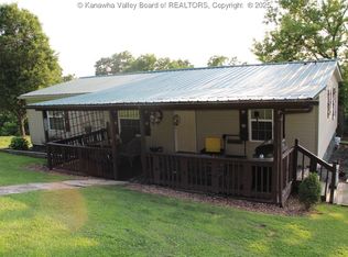2888 Bear Wallow Rd, Leon, WV 25123