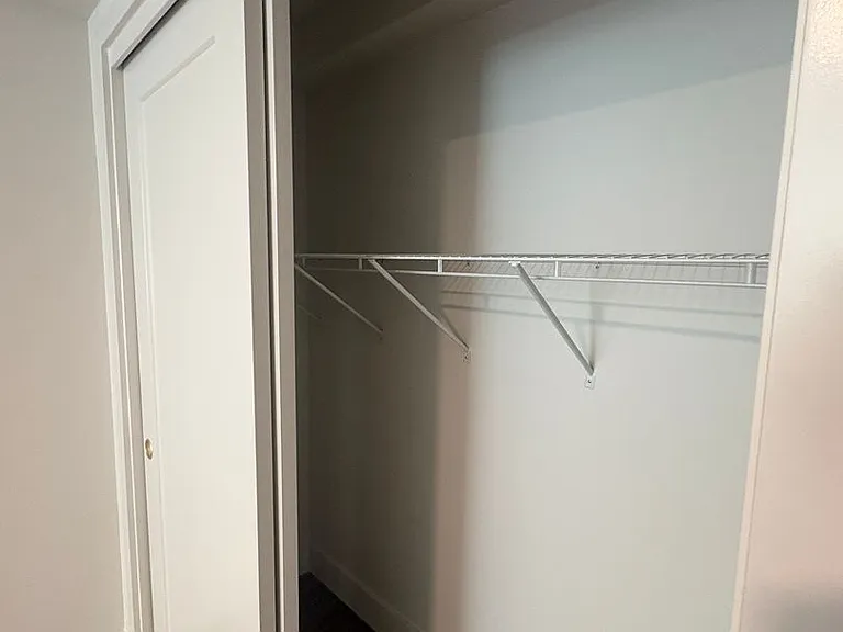 Denny Apartments — Photo 5